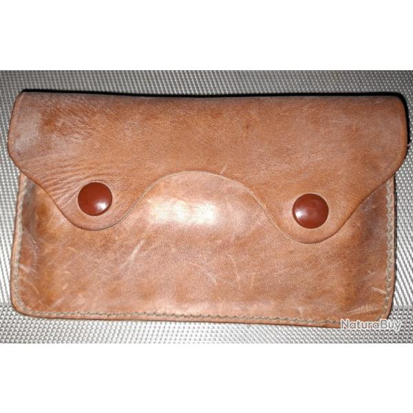 Etui transport  cuir ancien  pour balles de chasse 10 alvoles  cuir epais 2 passants pour ceinture