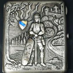 ETUI A CIGARETTE EN ARGENT RUSSE BERNHARD BERGHOLTZ - LATVIAN - RIGA ARGENT 875 ET ORS JAUNE ET ROSE