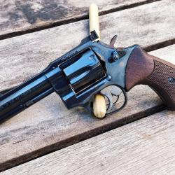 MAGNIFIQUE !! Revolver Manurhin MR73 4 pouces Cal.357 Magnum *1 sans prix de reserve*