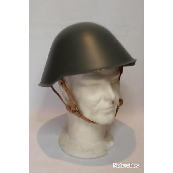 Casque Allemand de l'Est National Volkarme NVA model 56