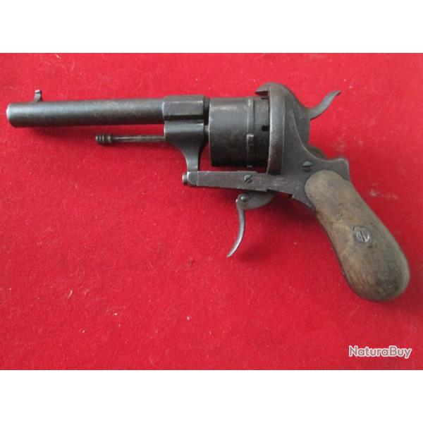 revolver a broches  9MM   avec son kit  de  rechargement