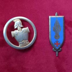 lot de 2 insignes militaires ancien  coinderoux / paris