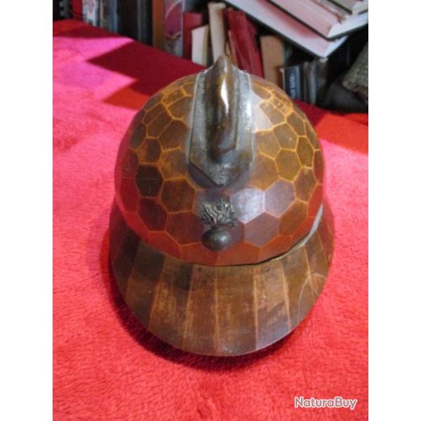 casque adrian en bois 14-18 de poilu  decoration