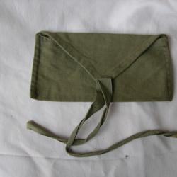 WW2/POSTWAR TROUSSE A COUTURE VIDE MILITAIRE FRANCAISE KAKI AVEC TAMPON MODÈLE51 ANNÉES 50/60 LOT 2