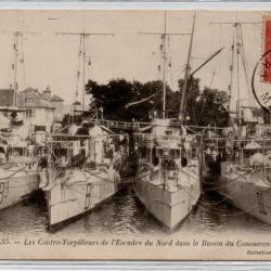 CPA -CHERBOURG Les Contre-Torpilleurs de l'Escadre du Nord dans le Bassin de commerce - N&deg;1264
