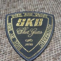 écusson en tissus brodé de la marque de fusil SKB