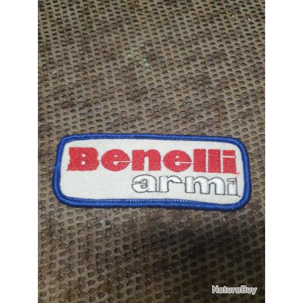 cusson en tissus brod de la marque d'armes BENELLI