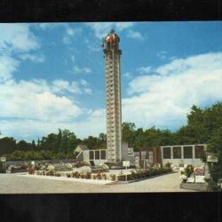 oradour sur glane cité martyre 10 juin 1944 cimetière ou sont enterrés les habitants qui furent mass