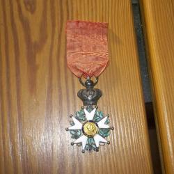 legion d'honneur de chevalier 1er empire modifié 2e restauration louis philippe1830