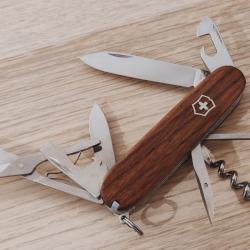 Victorinox couteau suisse Climber Wood Noyer