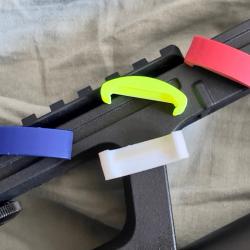 PICATINNY Lot de 9 caches pour rail Picatinny (couleurs, drapeau etc)