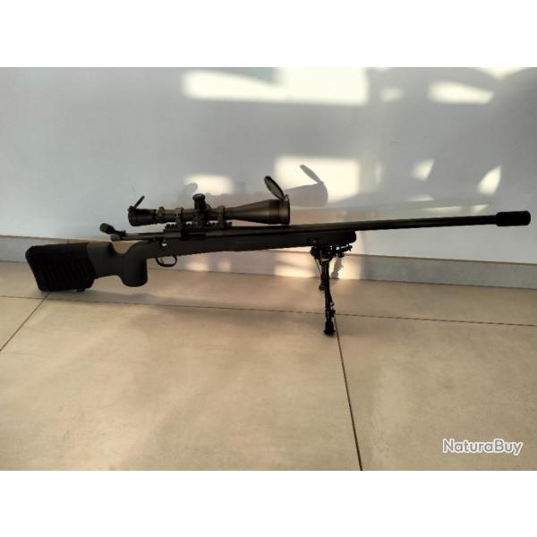 Remington 700 custom Leupold Mark 4  8.5 x 25