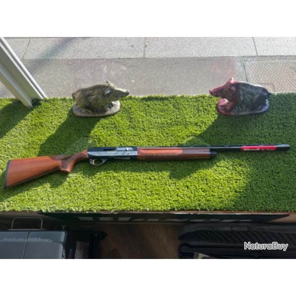 FUSIL SEMI-AUTOMATIQUE BENELLI MONTEFELTRO CALIBRE 20/76 ETAT PROCHE DU NEUF