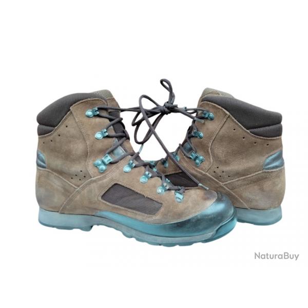 Paire de Rangers ITURRI  en cuir nubuck - Pointure 47