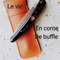 Couteau pliant en corne de buffle.               Par Fernand le coutelier