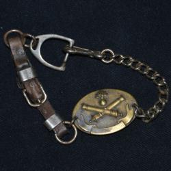 PLAQUE BRACELET/ INSIGNE D'UN ARTILLEUR CAMPAGNE DE FRANCE 1940-2°WW