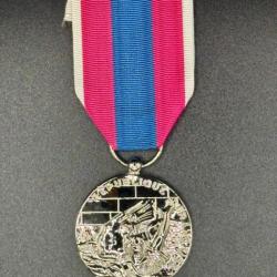 (03.001) Médaille de la Défense Nationale - Echelon Argent - Neuve - Ordonnance