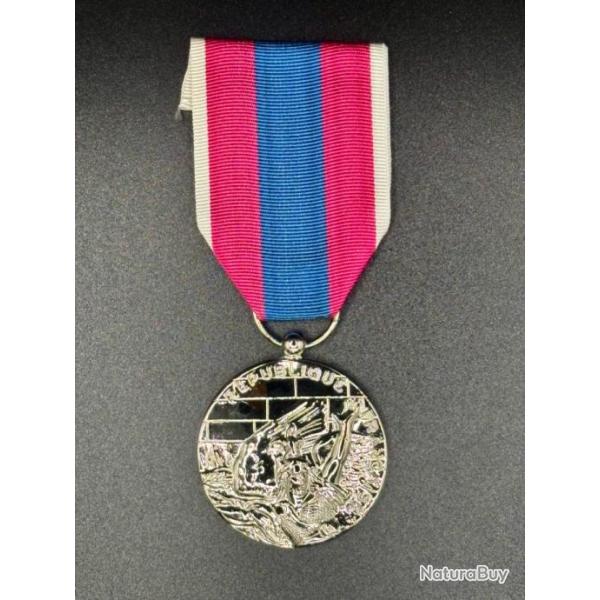 (03.001) Mdaille de la Dfense Nationale - Echelon Argent - Neuve - Ordonnance