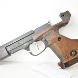 Pistolet Unique DES 69 cal 22lr