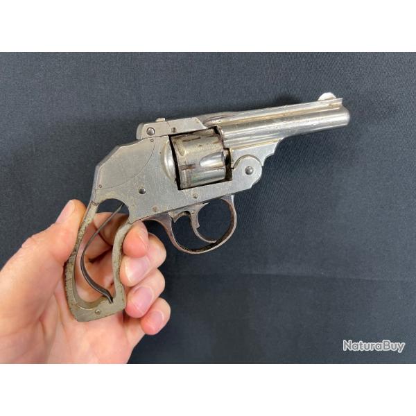 REVOLVER IVER & JOHNSON 1er modle calibre 32sw short