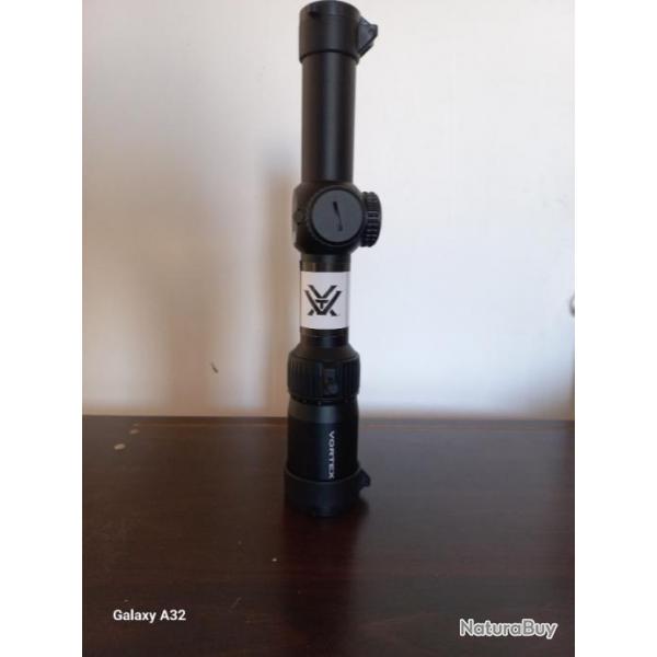 Lunette Vortex Strike Eagle zoome 1-8*24 second plan focal MOA