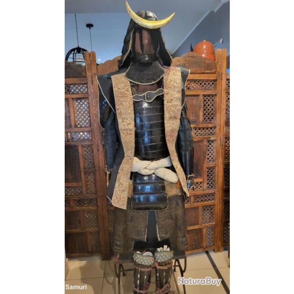 Japan Antique Yoroi Set Armure de Samourai Antique de 450 ans