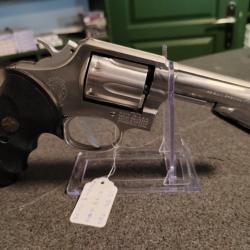 Revolver Smith & Wesson modèle 64-3