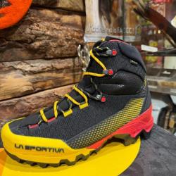 Aequilibrium st black yellow La Sportiva