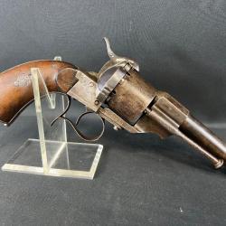 REVOLVER LEFAUCHEUX cal 12 mm à broche. carabinier italien