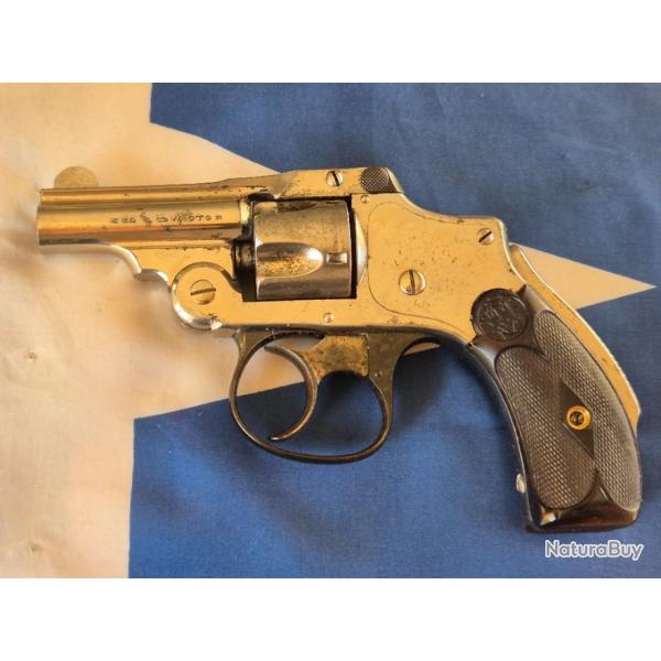 Smith et wesson 32 hammerless 3eme modele 2 pouces