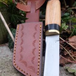 Puukko Seax Couteau Lame Carbone 1055 Bowie Manche Bois Olivier Fabric Artisanale Etui Cuir