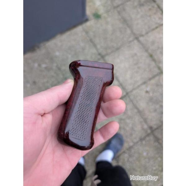 Poignes pistolet en baklite pour ak