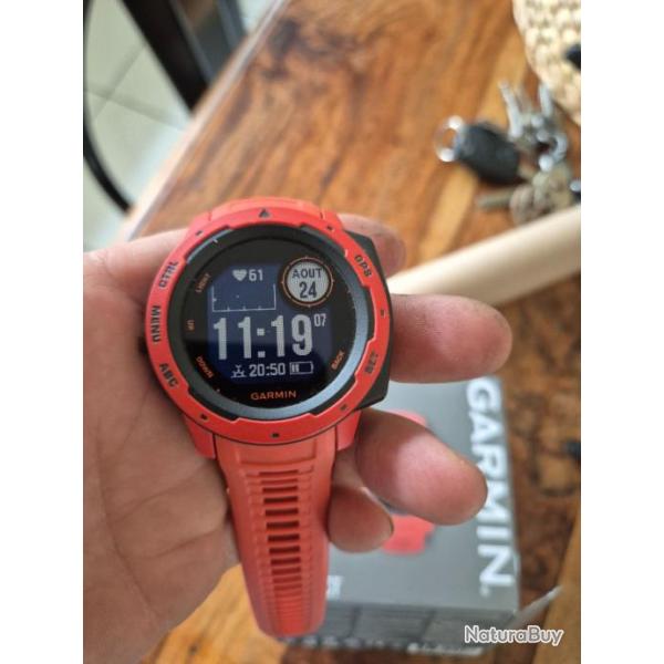 Montre gps garmin instinct