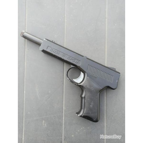 Ancien pistolet idem PERFECTA  - UMA SP50  plombs de 4,5mm Made in Great Britain