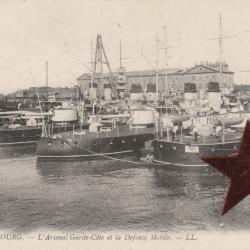 CPA - Marine de Guerre- CHERBOURG - L'ARSENAL GARDE COTE ET LA DEFENSE MOBILE  -N°108