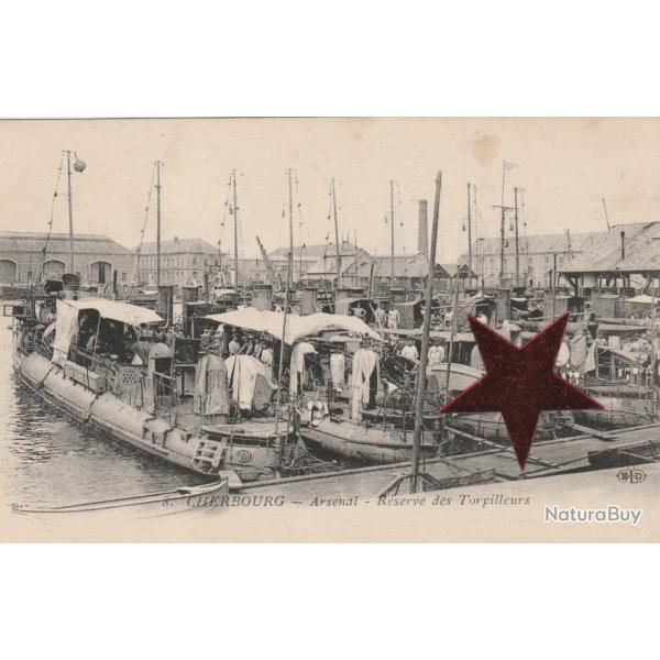 CPA - Marine de Guerre- CHERBOURG -arsenal - rserve des Torpilleurs -N089