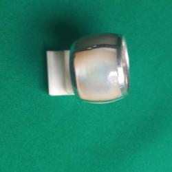 bague argent et nacre forme tonneau