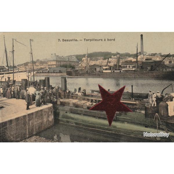 CPA - Marine de Guerre- Deauville -torpilleurs  bord -N090