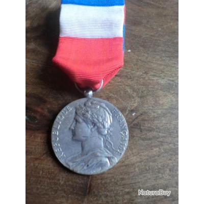 Médaille d’honneur du travail & médaille d'honneur régionale