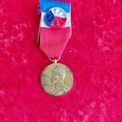 Médaille du travail en vermeil Roger LEPY 1985