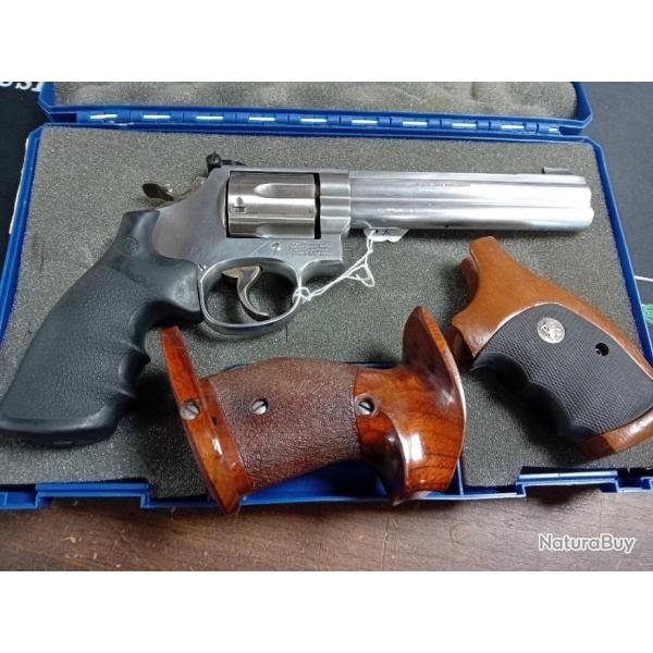 REVOLVER S&W 686-4