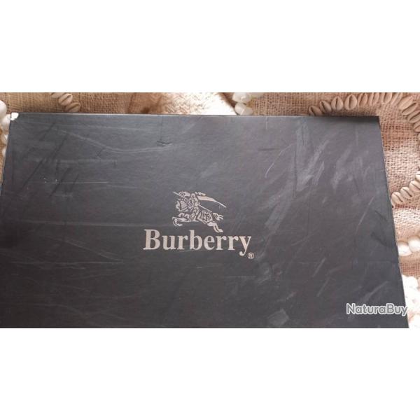 charpe Burberry femme en cachemire neuf