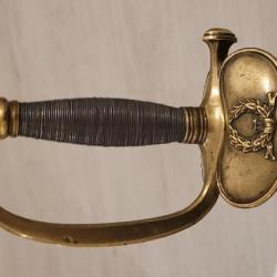 Epée militaire française a clavier 1817/82 d'Officier Subalterne