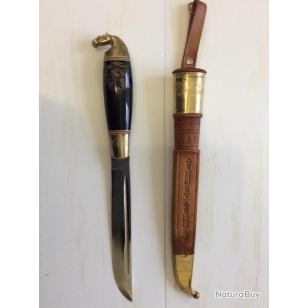 Joli couteau finlandais type Puukko