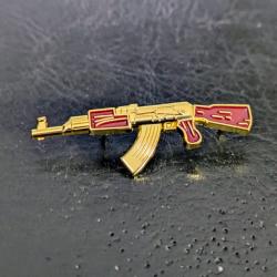 Pins Kalachnikov AK-47 AK47 - insigne militaire armée military badge pin gun  Superbe pin's représen