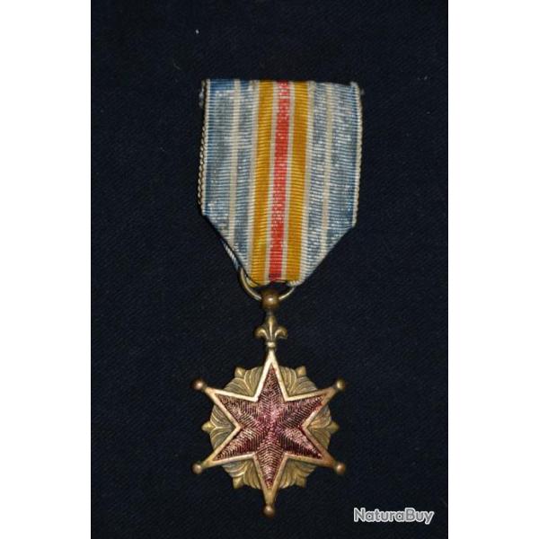 MEDAILLE DES BLESSES INDOCHINE-VIET NAM CONG HOA- EXTREME ORIENT