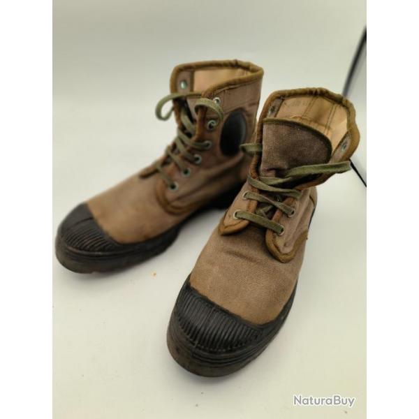 Chaussure brousse / pataugas Vernon France Indochine / Algrie