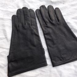 paire de gants militaires en cuir noir taille 7