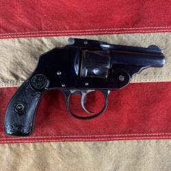 Revolver Iver Johnson Subnose DA 32