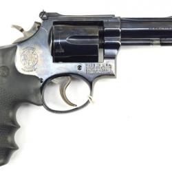 Revolver Smith & Wesson 15-3 38S&W et 38SP 4"